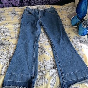 Medium wash, flare jeans